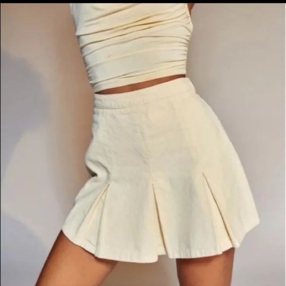 URBAN Outfitters BDG Corduroy Mini Skirt - Picture 1 of 8